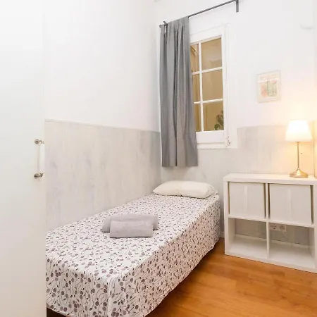 Apartment Gracia Torrijos By Interhome