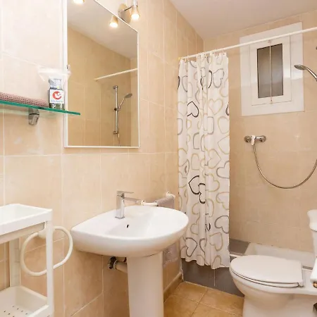 Apartment Gracia Torrijos By Interhome