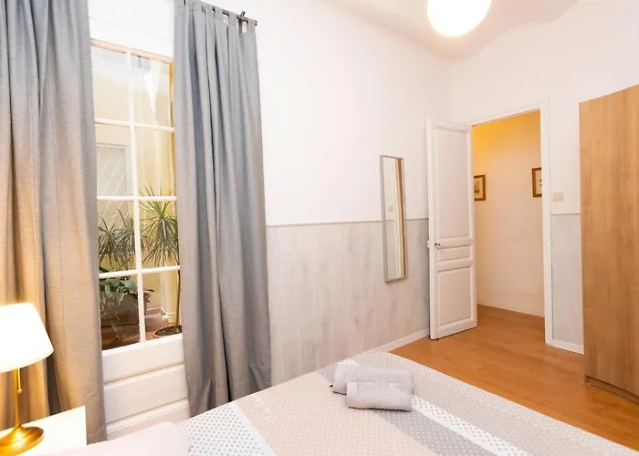 Apartmán Gracia Torrijos By Interhome